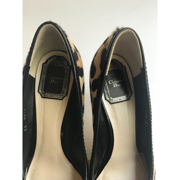 Christian Dior Leopard Print Pony Hair Heels w/ Bow @ Toe, Size 37 (IT), 7 (US) - Picture 4 of 11